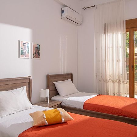 Beachfront Green Apt-Ligaria Beach 외부 사진